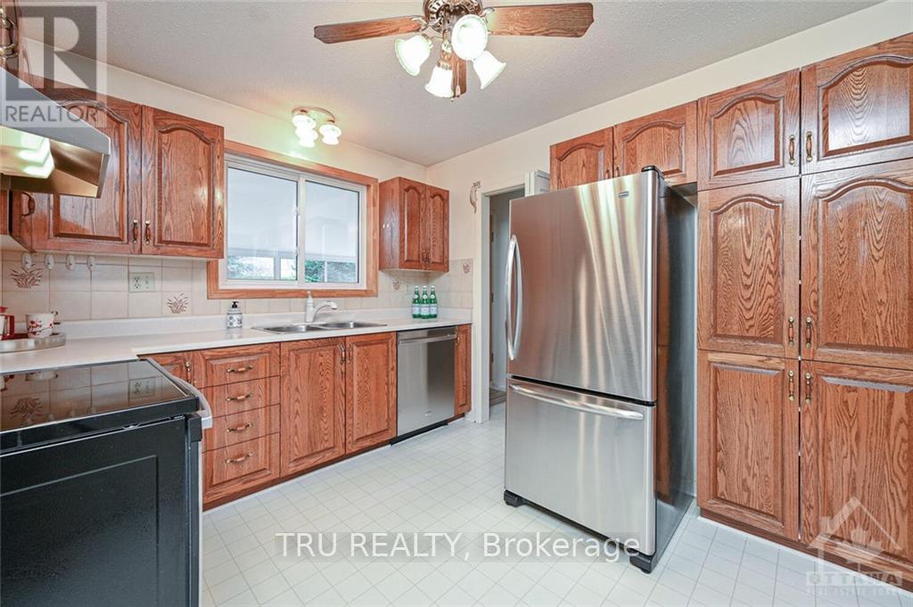 5 Beverly Street, Ottawa, Ontario  K2S 0S4 - Photo 9 - X12761960