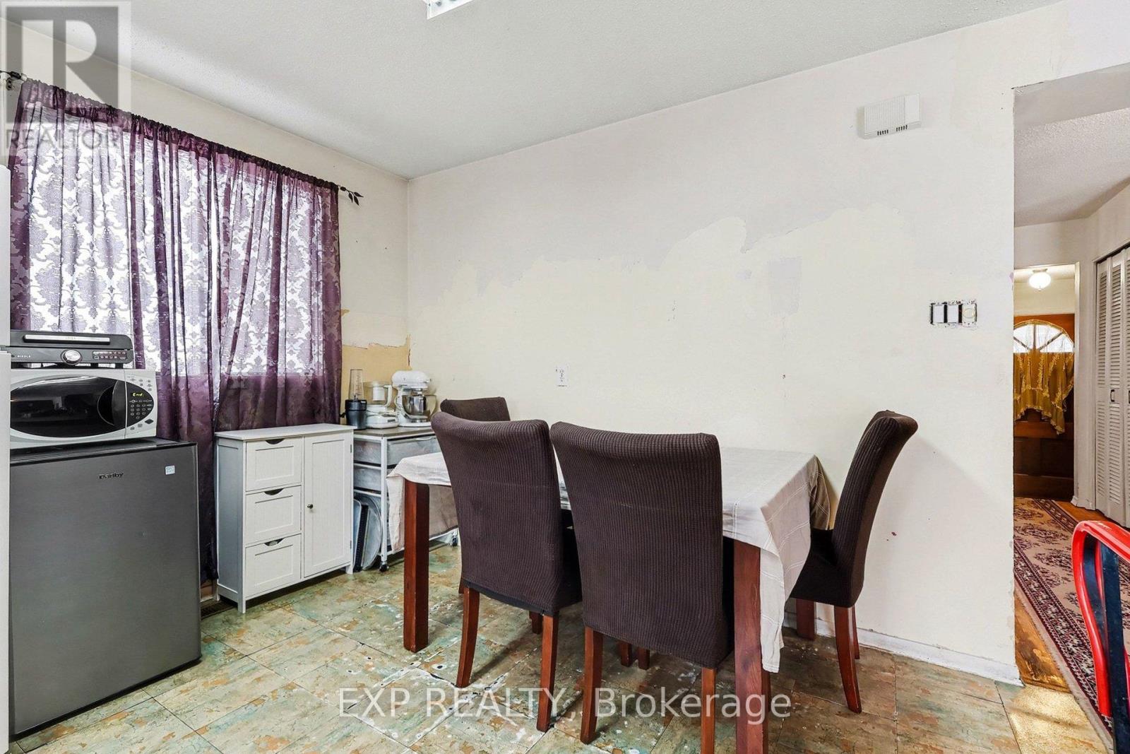 2211 St Laurent Boulevard, Ottawa, Ontario  K1G 1B1 - Photo 9 - X12762000