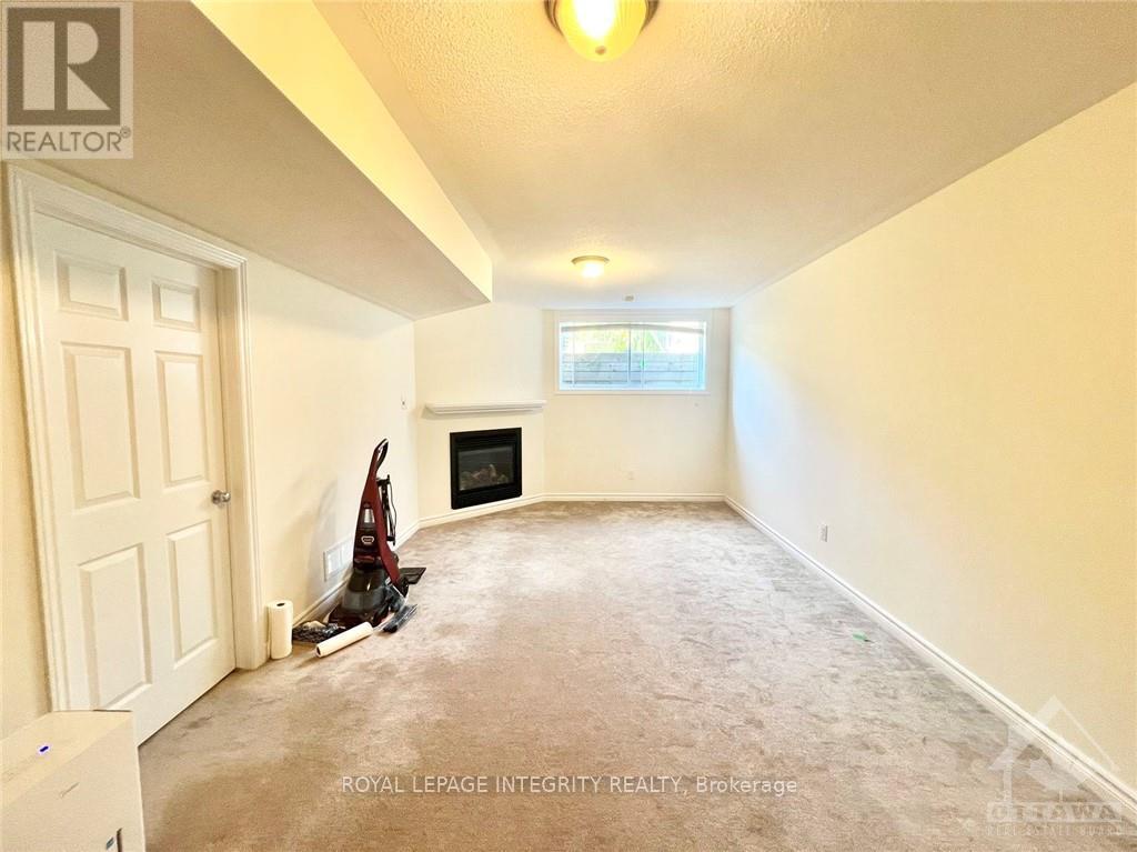 102 Brady Avenue, Ottawa, Ontario  K2K 0B1 - Photo 28 - X12762036