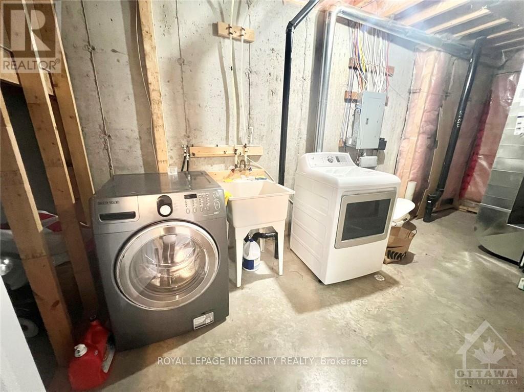 102 Brady Avenue, Ottawa, Ontario  K2K 0B1 - Photo 29 - X12762036