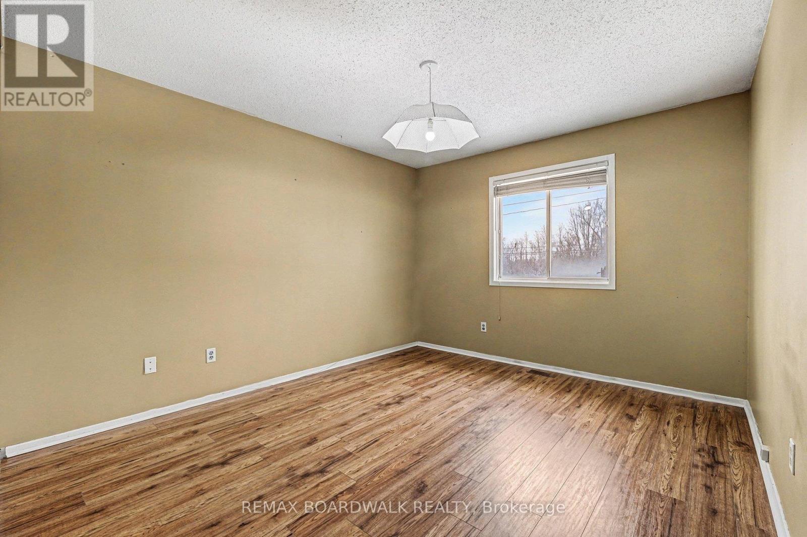 75 Dossetter Way, Ottawa, Ontario  K1G 4S7 - Photo 14 - X12762314