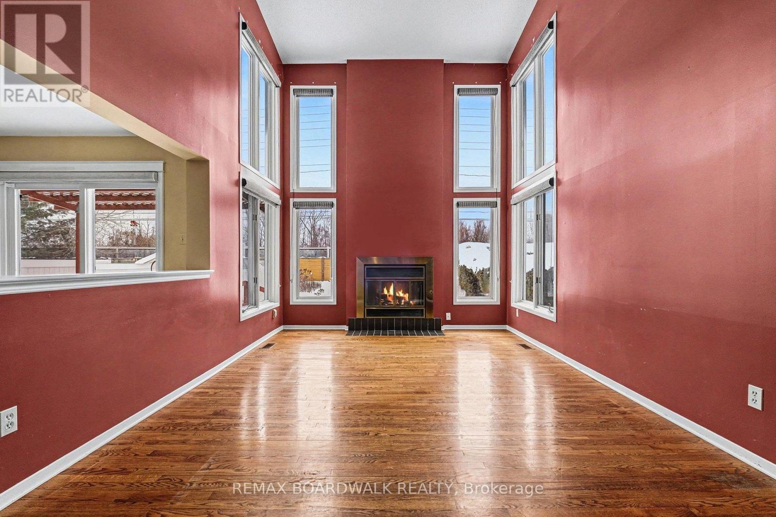 75 Dossetter Way, Ottawa, Ontario  K1G 4S7 - Photo 2 - X12762314