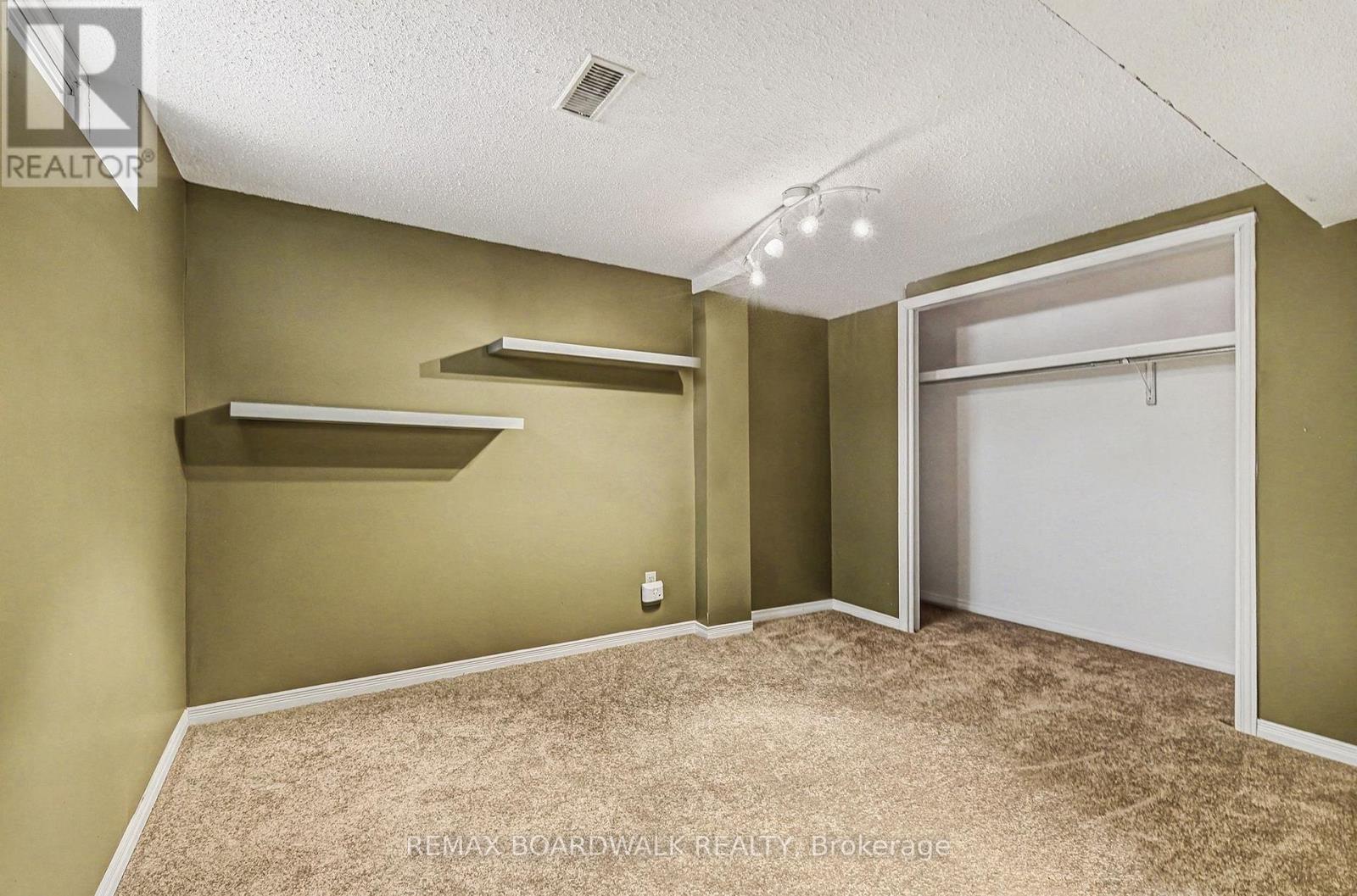 75 Dossetter Way, Ottawa, Ontario  K1G 4S7 - Photo 20 - X12762314