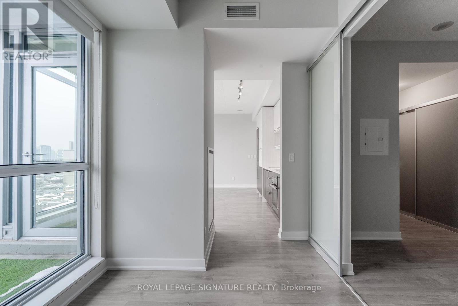 2301 - 199 Richmond Street W, Toronto (Waterfront Communities), Ontario  M5V 0H4 - Photo 14 - C12759742