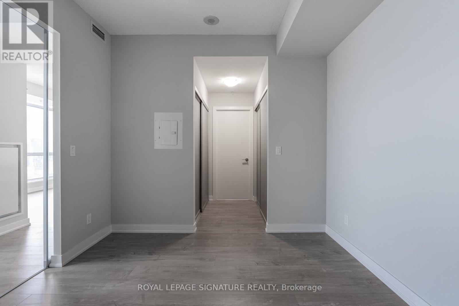 2301 - 199 Richmond Street W, Toronto (Waterfront Communities), Ontario  M5V 0H4 - Photo 18 - C12759742