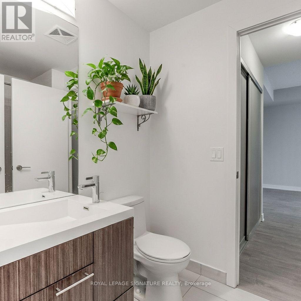 2301 - 199 Richmond Street W, Toronto (Waterfront Communities), Ontario  M5V 0H4 - Photo 27 - C12759742