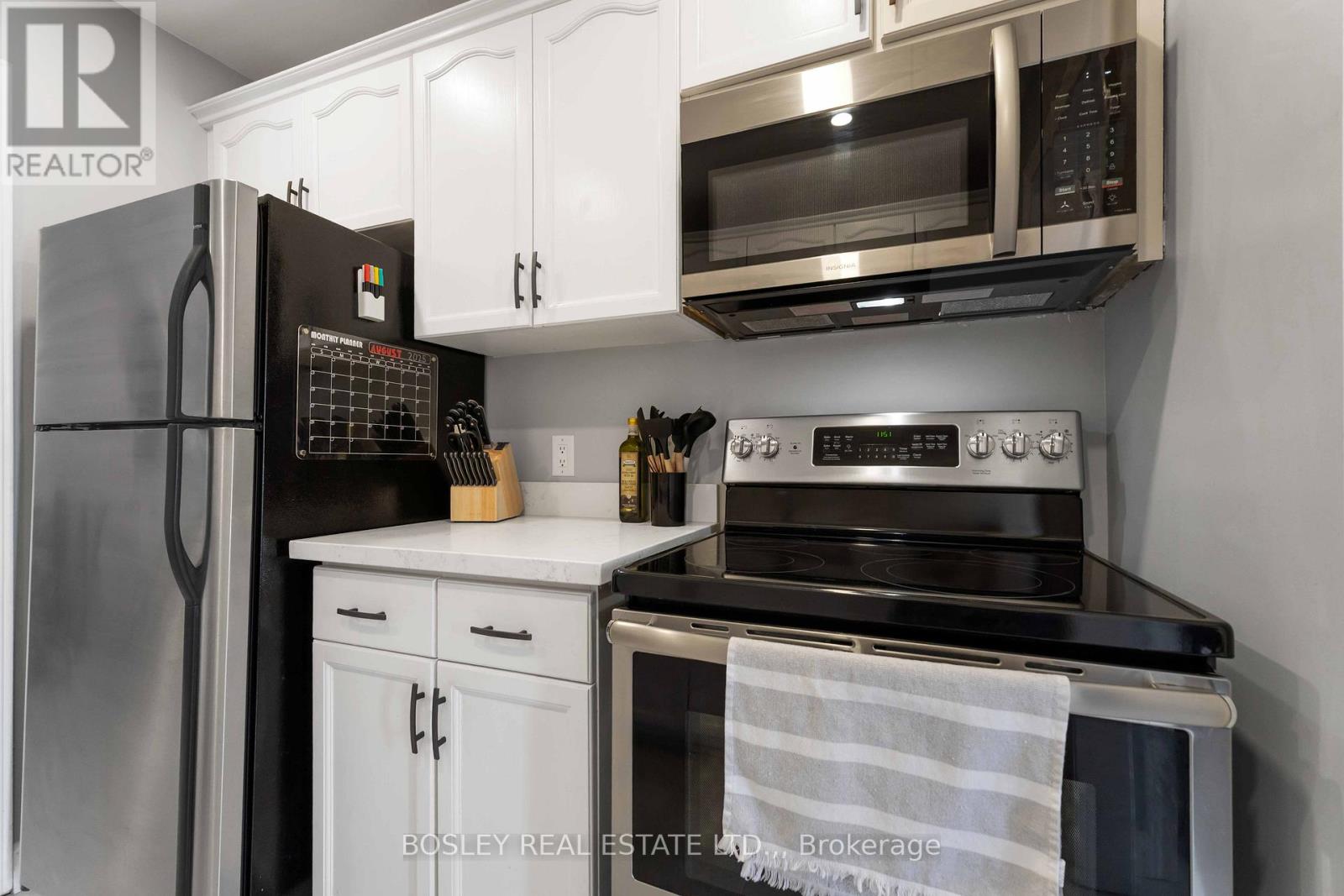 7733 Alpine Drive, Niagara Falls, Ontario  L2H 3B6 - Photo 5 - X12762280