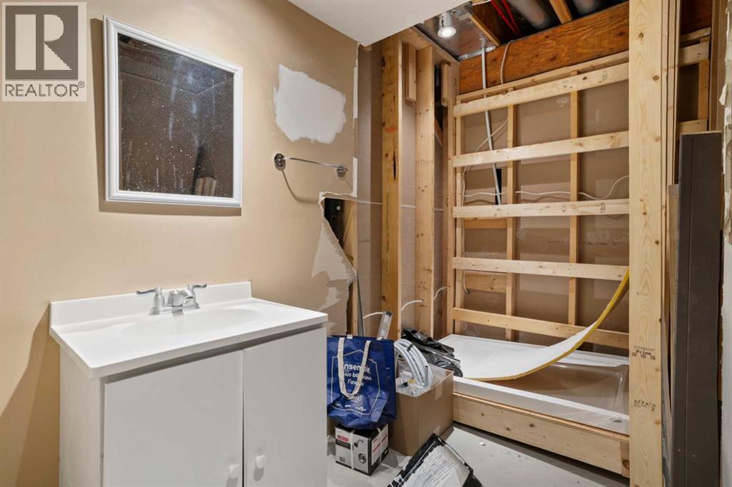 405 Sanden Street, Bawlf, Alberta  T0B 0J0 - Photo 35 - A2283798