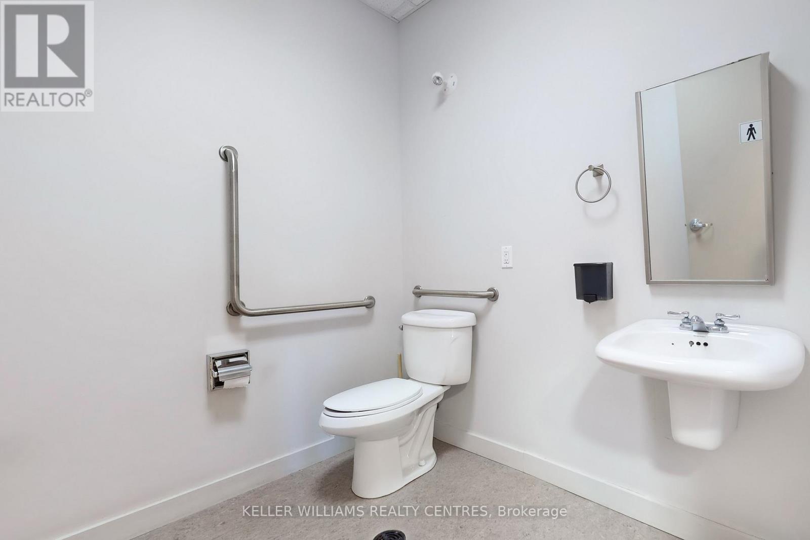 Unit 7 - 125 Don Hillock Drive, Aurora, Ontario  L4G 0H8 - Photo 10 - N12700526