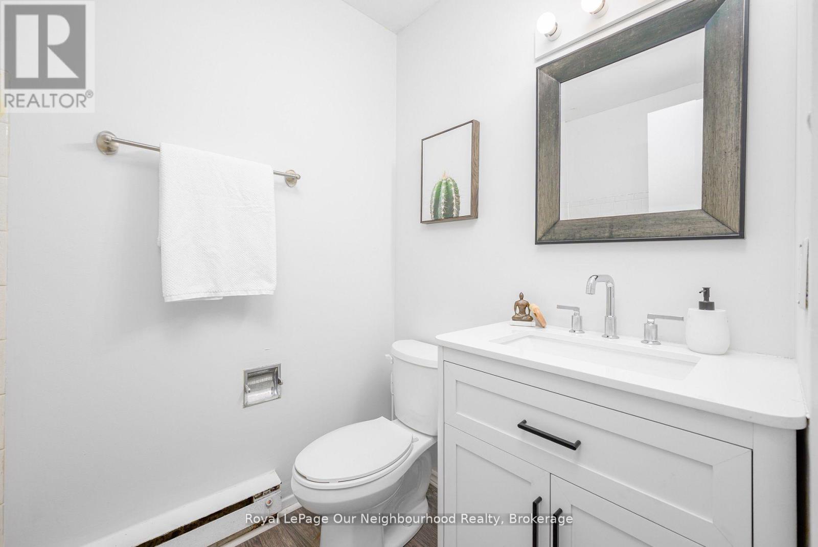 1306 Valley Drive, Oshawa, Ontario  L1J 7J7 - Photo 19 - E12762178