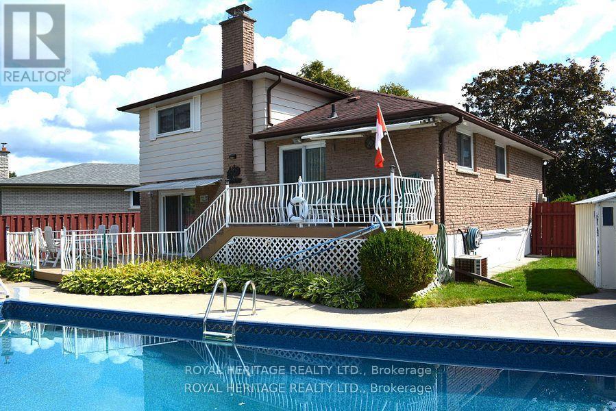 62 Brant Court, Oshawa, Ontario  L1G 4M9 - Photo 3 - E12762206