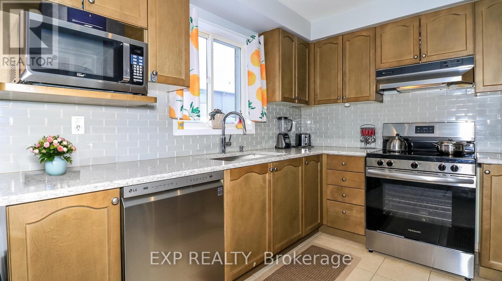 1202 Andrade Lane, Innisfil (Alcona), Ontario  L9S 4X6 - Photo 10 - N12762262