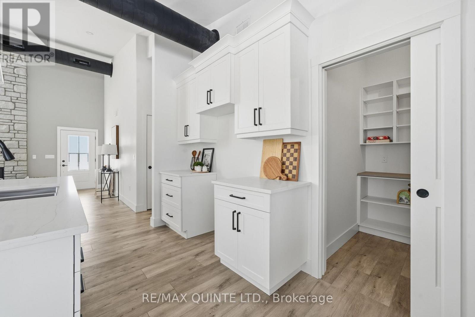 225 Mitchells Crossroad, Prince Edward County (North Marysburg Ward), Ontario  K0K 2T0 - Photo 22 - X12762330