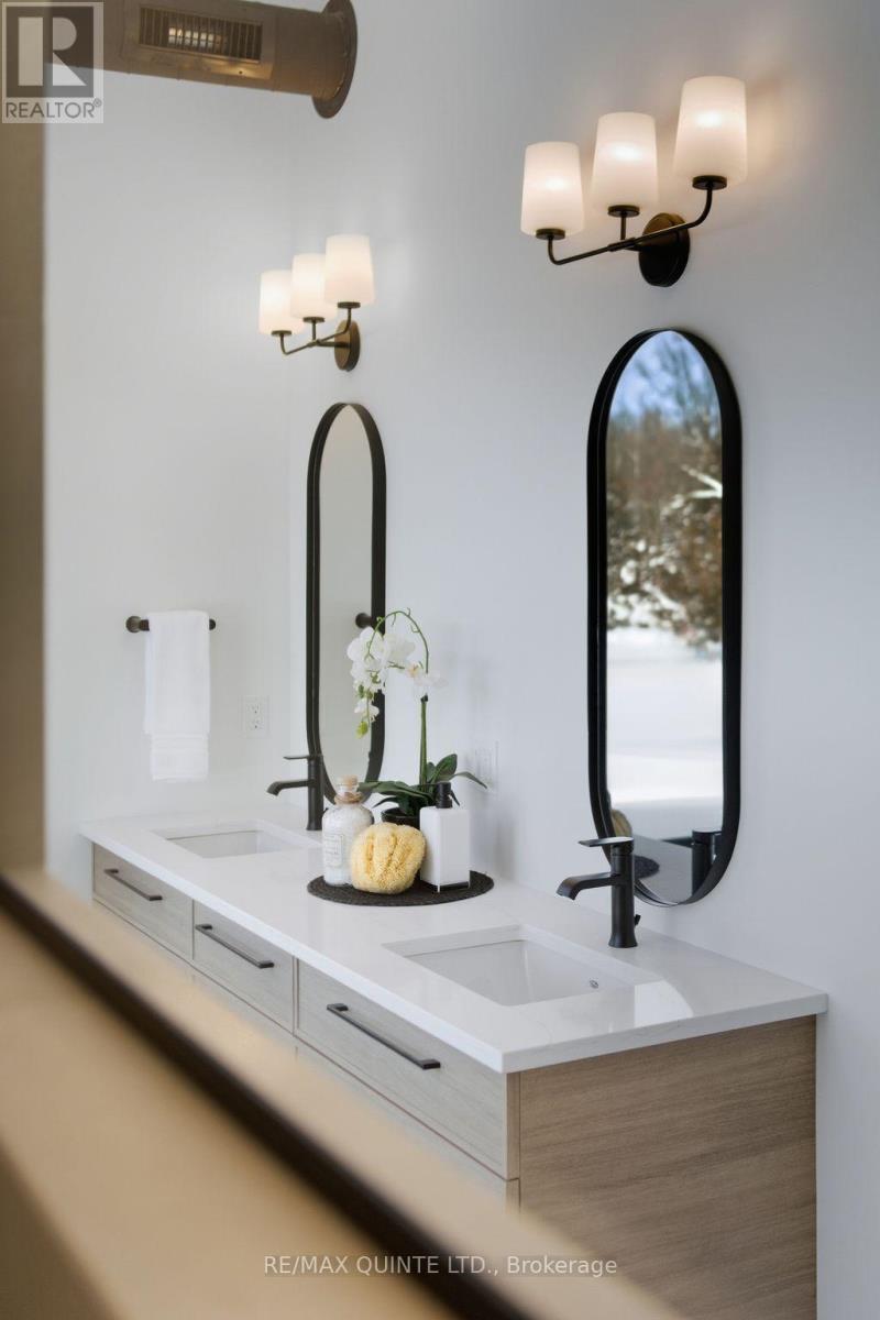 225 Mitchells Crossroad, Prince Edward County (North Marysburg Ward), Ontario  K0K 2T0 - Photo 35 - X12762330