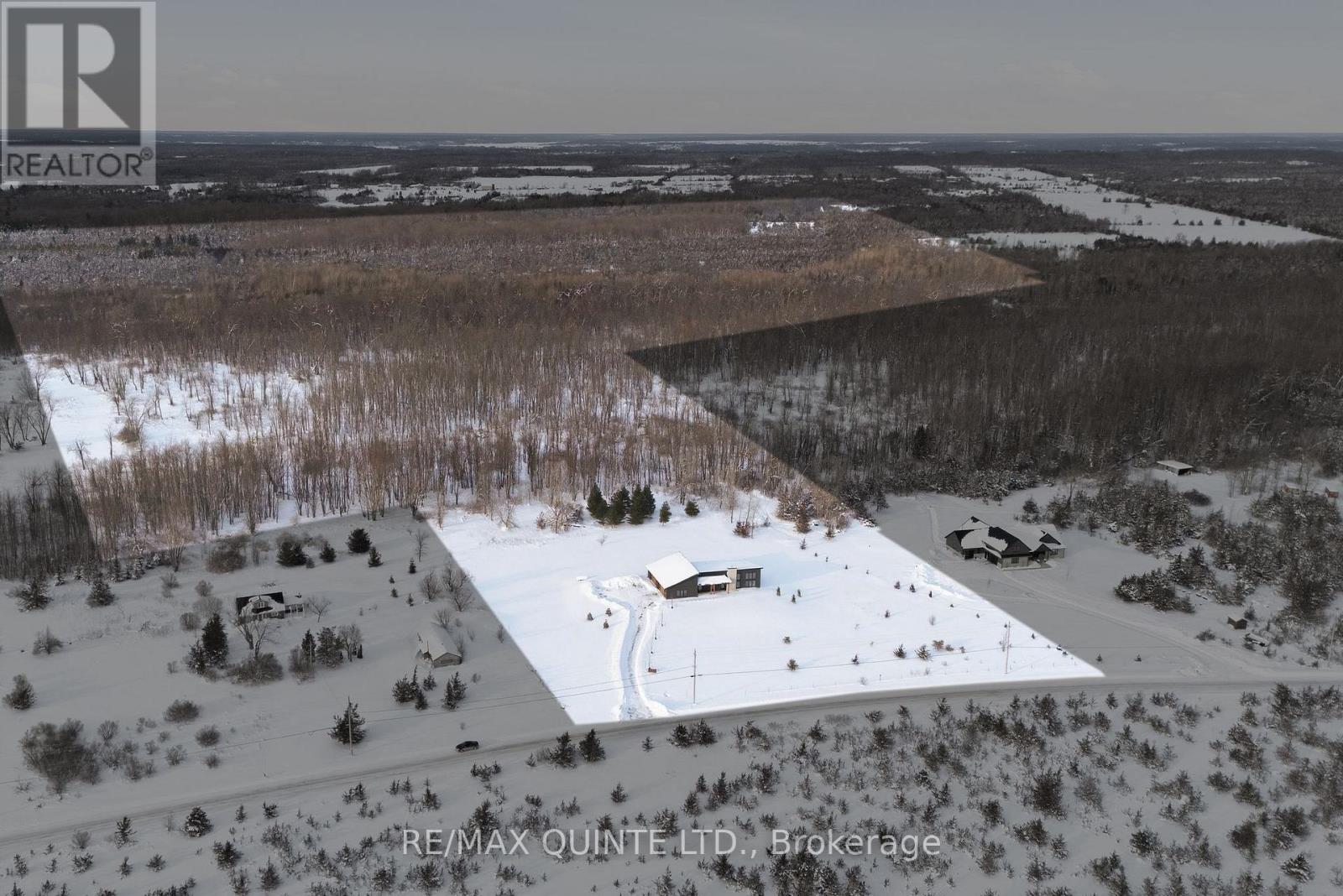 225 Mitchells Crossroad, Prince Edward County (North Marysburg Ward), Ontario  K0K 2T0 - Photo 48 - X12762330