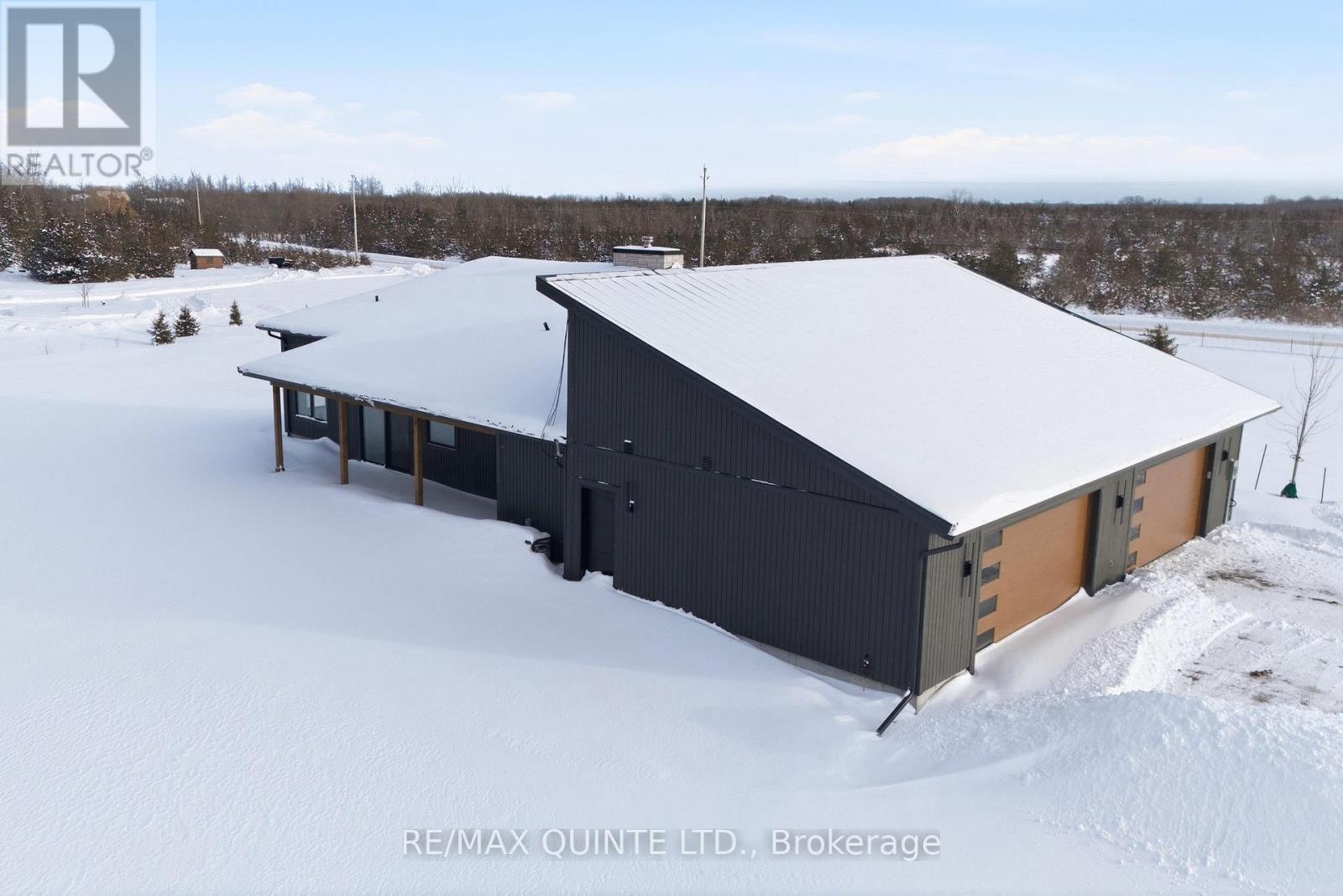 225 Mitchells Crossroad, Prince Edward County (North Marysburg Ward), Ontario  K0K 2T0 - Photo 5 - X12762330