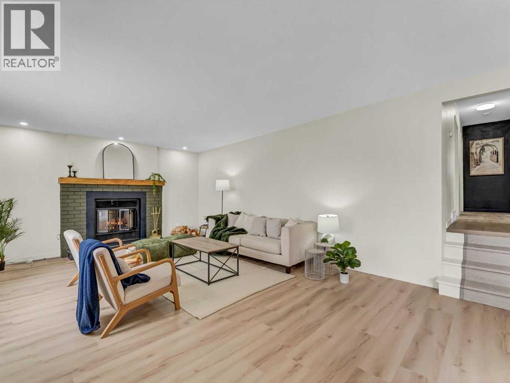 228 12 Street Nw, Medicine Hat, Alberta  T1A 6P9 - Photo 3 - A2282799