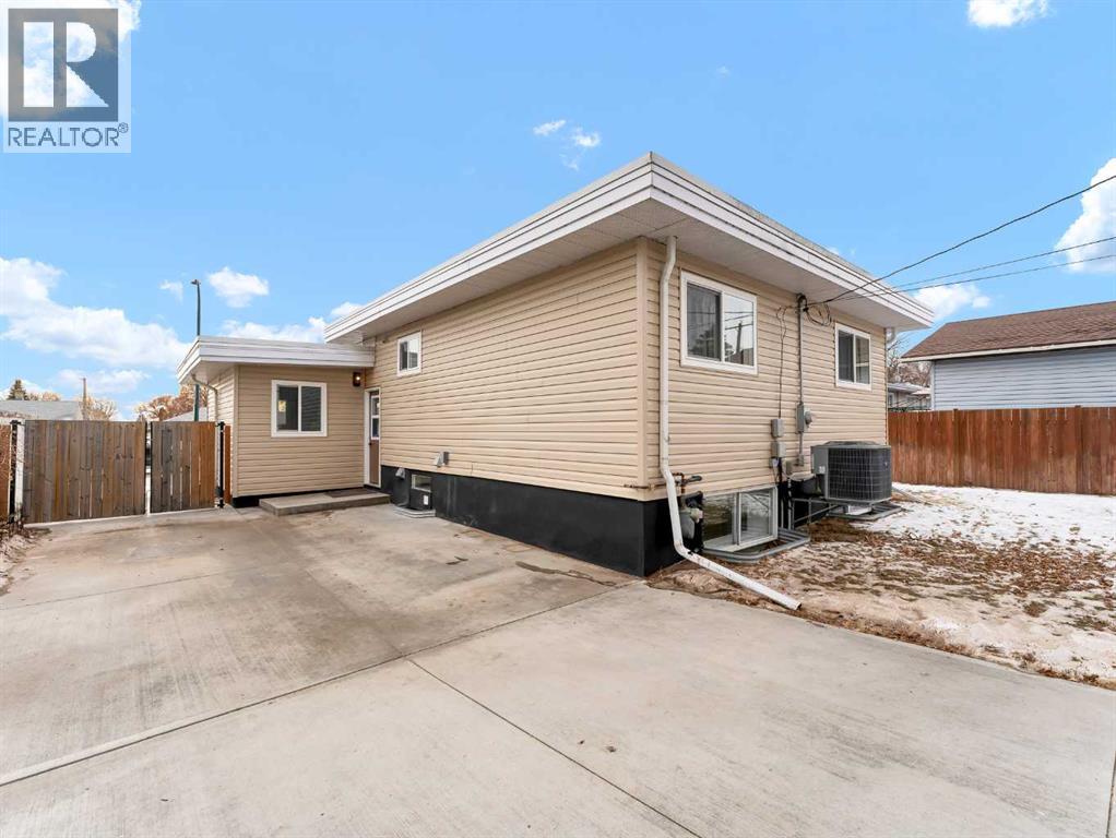 228 12 Street Nw, Medicine Hat, Alberta  T1A 6P9 - Photo 32 - A2282799