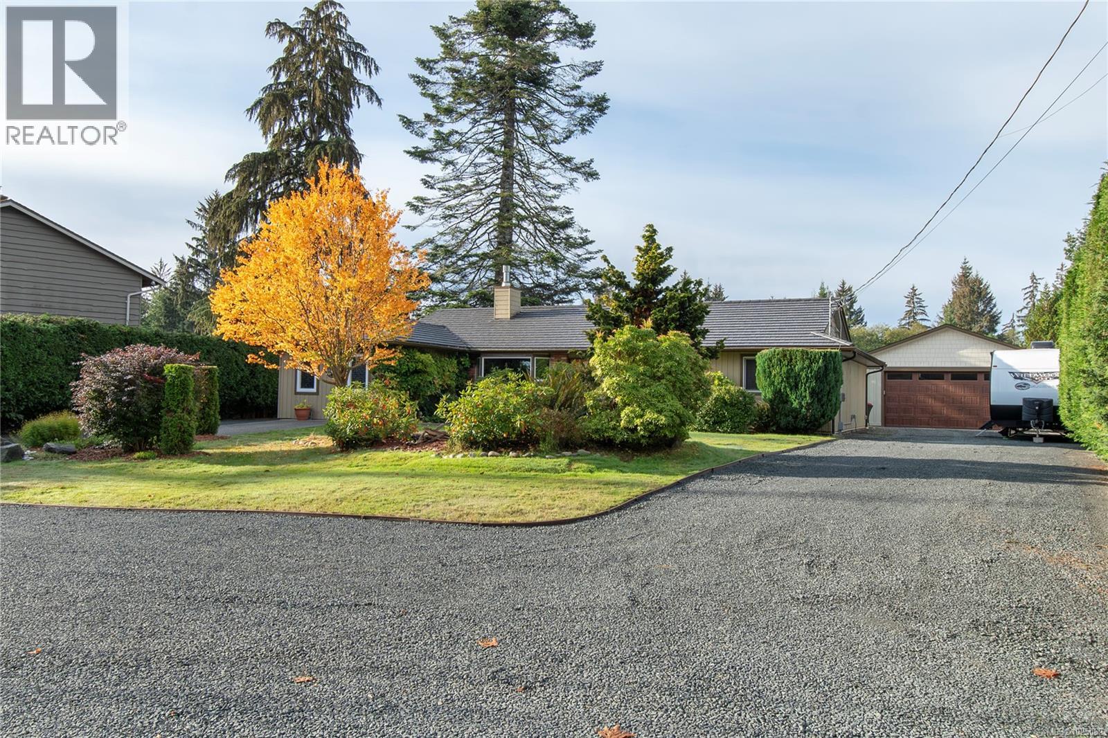 3879 Wavecrest Rd, Campbell River, British Columbia