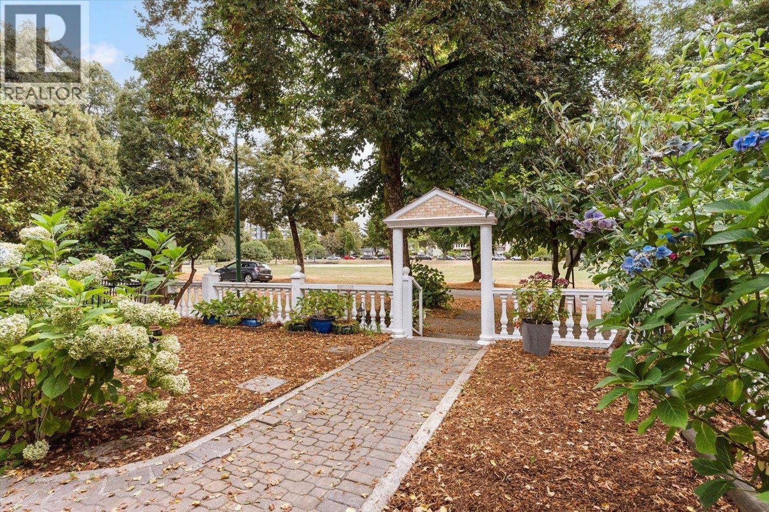 5263 Wales Street, Vancouver, British Columbia  V5R 3M7 - Photo 8 - R3086032