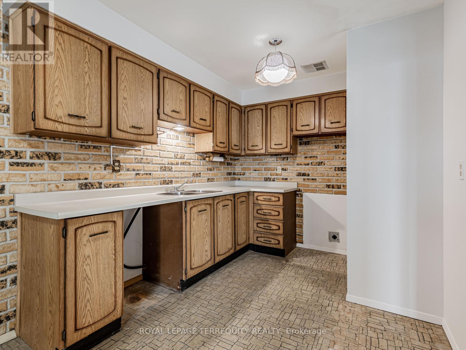 233 - 4005 Don Mills Road, Toronto, Ontario  M2H 3J9 - Photo 15 - C12761964