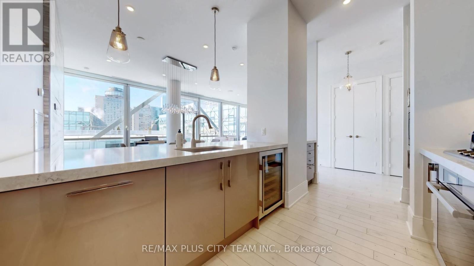 1305 - 39 Queens Quay E, Toronto, Ontario  M5E 0A5 - Photo 11 - C12761982