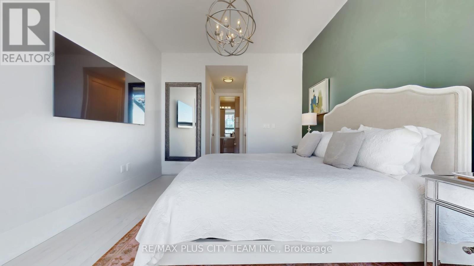 1305 - 39 Queens Quay E, Toronto, Ontario  M5E 0A5 - Photo 13 - C12761982