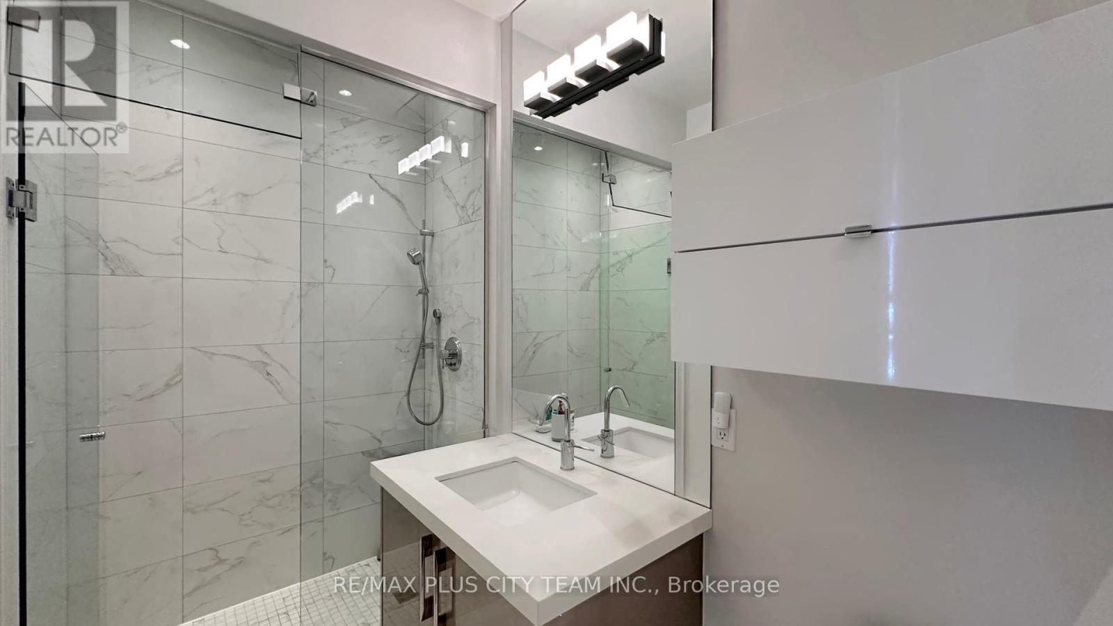 1305 - 39 Queens Quay E, Toronto, Ontario  M5E 0A5 - Photo 15 - C12761982