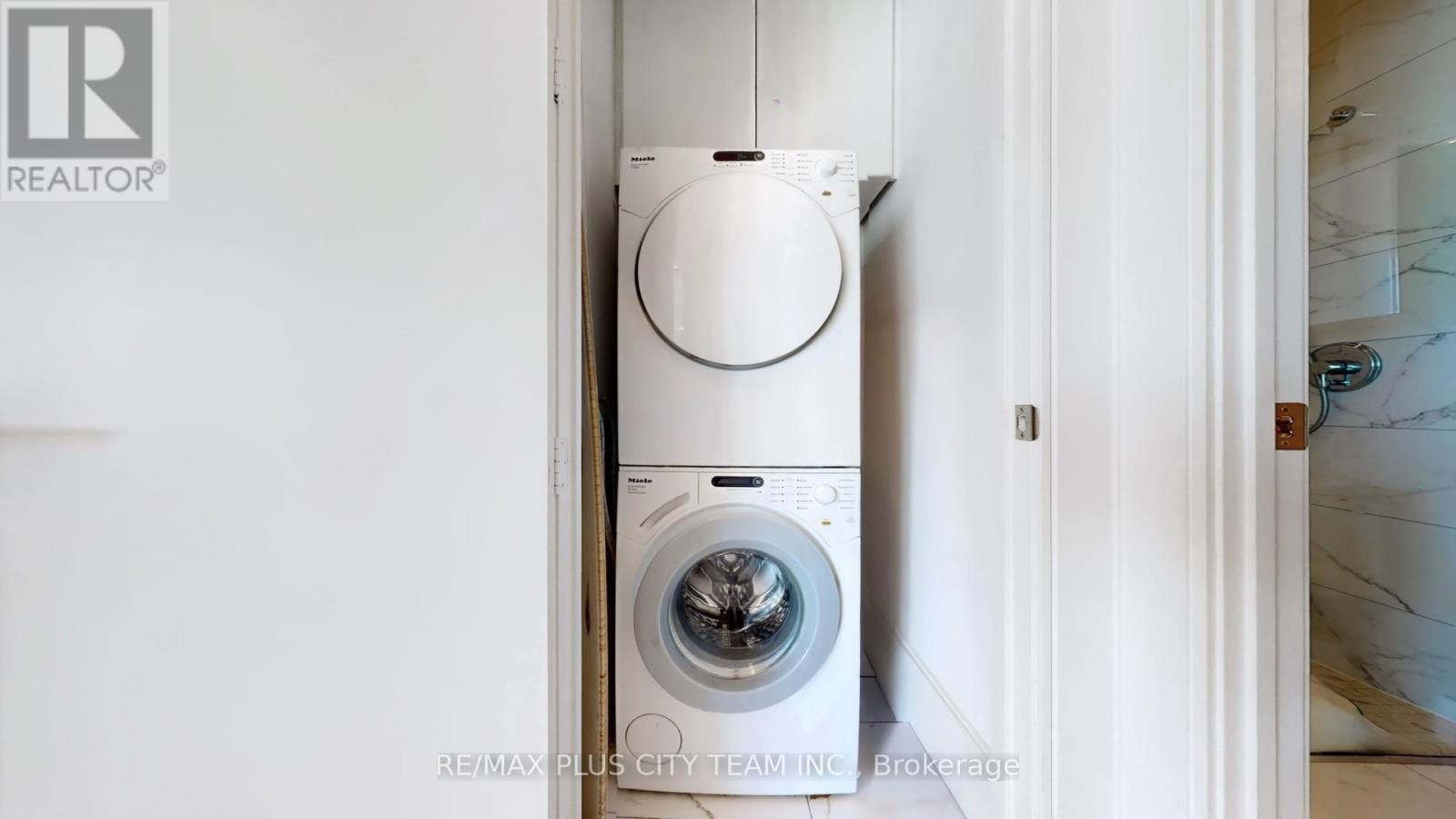 1305 - 39 Queens Quay E, Toronto, Ontario  M5E 0A5 - Photo 24 - C12761982