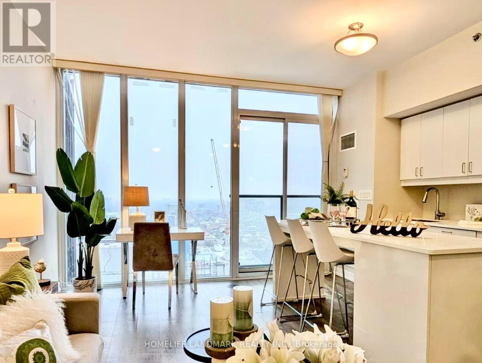 2702 - 426 University Avenue, Toronto, Ontario  M5G 1S9 - Photo 3 - C12761994