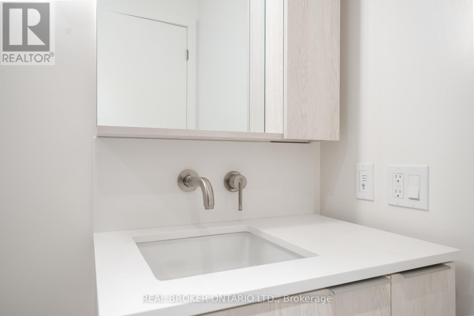 2511 - 110 Broadway Avenue, Toronto, Ontario  M4P 1V7 - Photo 12 - C12762014