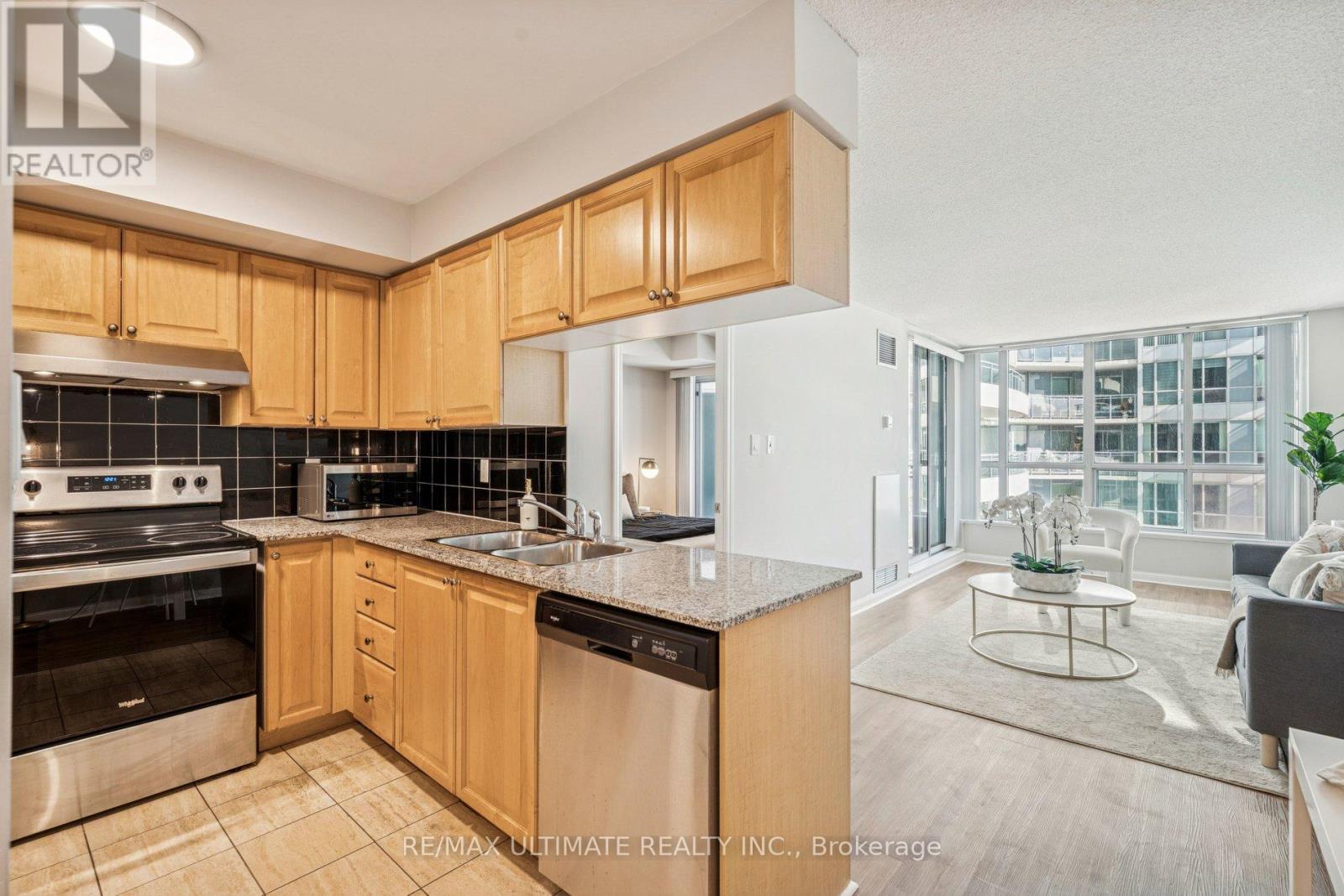 720 - 230 Queens Quay W, Toronto, Ontario  M5J 2Y7 - Photo 22 - C12762024