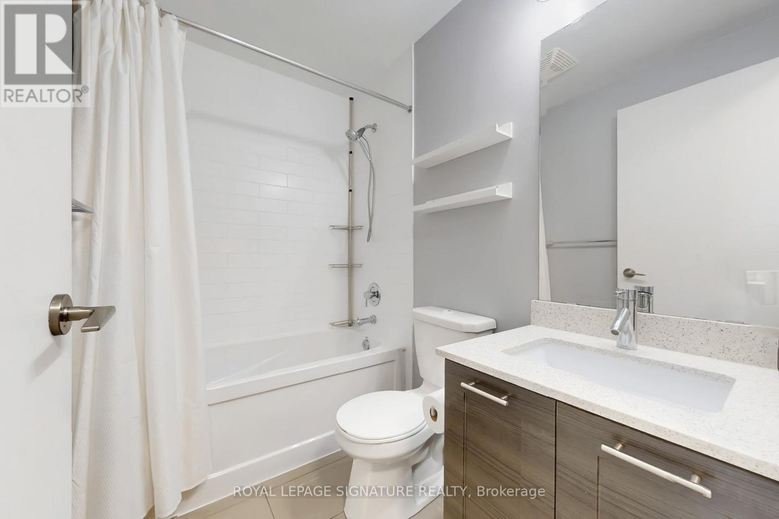 329 - 169 Fort York Boulevard, Toronto, Ontario  M5V 0C8 - Photo 19 - C12762104