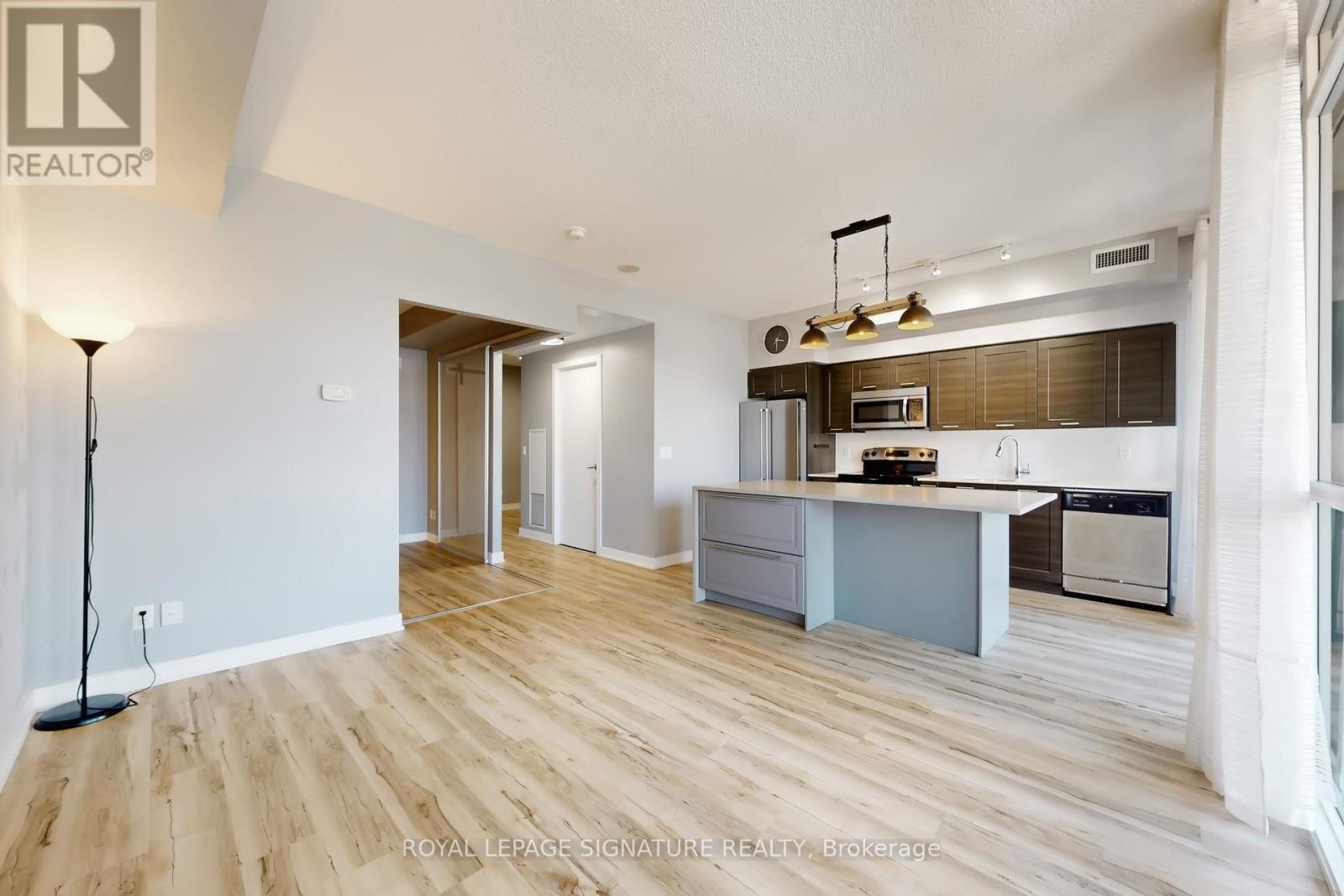 329 - 169 Fort York Boulevard, Toronto, Ontario  M5V 0C8 - Photo 5 - C12762104