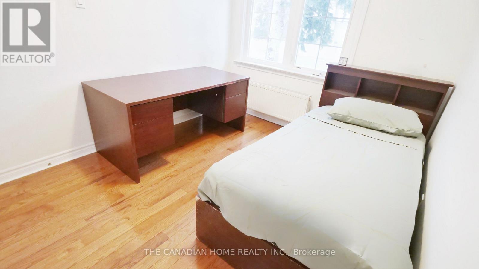 174 Patricia Avenue, Toronto, Ontario  M2M 1J5 - Photo 4 - C12762134