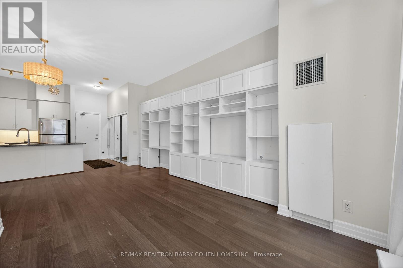 301 - 500 St Clair Avenue W, Toronto, Ontario  M6C 1A8 - Photo 24 - C12762136