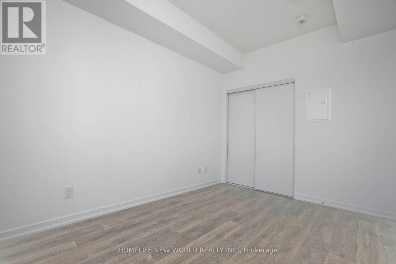 2004 - 32 Forest Manor Road, Toronto, Ontario  M2J 1M5 - Photo 12 - C12762148