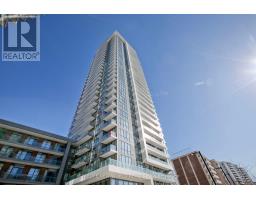 2004 - 32 FOREST MANOR ROAD, Toronto, Ontario