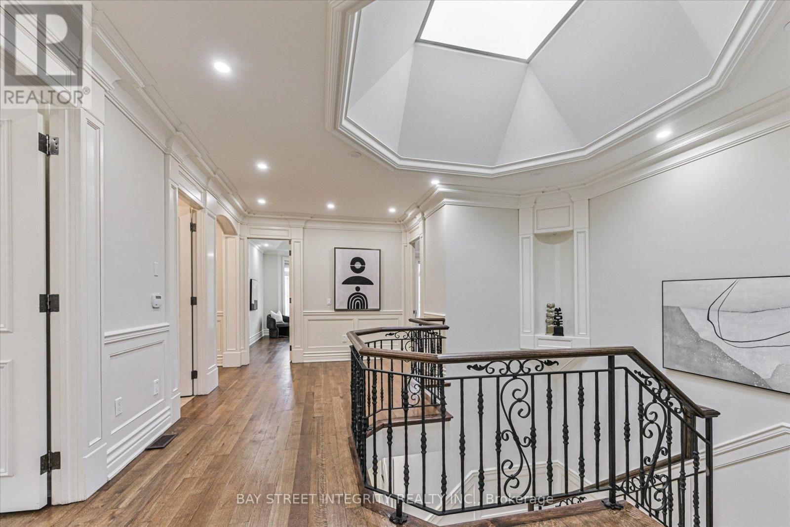 121 Caribou Road, Toronto, Ontario  M5N 2B1 - Photo 21 - C12762198