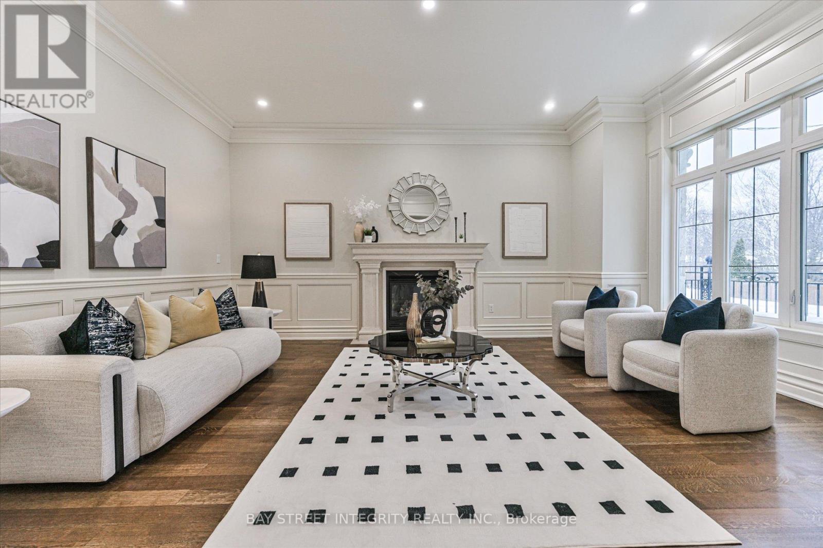 121 Caribou Road, Toronto, Ontario  M5N 2B1 - Photo 5 - C12762198