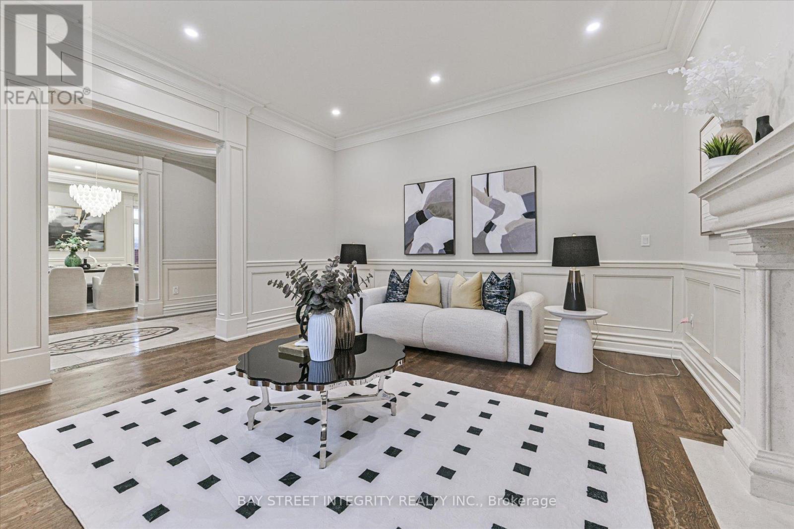 121 Caribou Road, Toronto, Ontario  M5N 2B1 - Photo 6 - C12762198