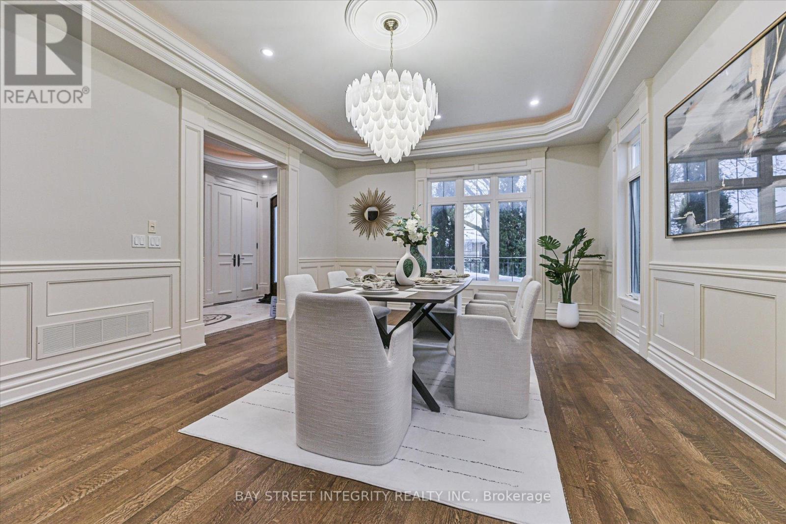 121 Caribou Road, Toronto, Ontario  M5N 2B1 - Photo 8 - C12762198