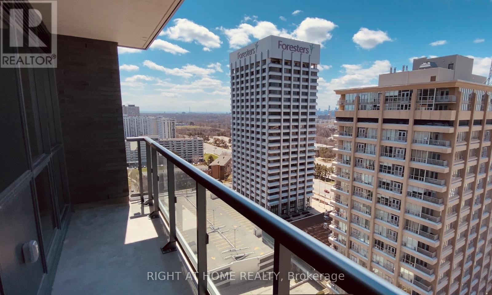 2110 - 6 Sonic Way, Toronto, Ontario  M3C 0P1 - Photo 3 - C12762200