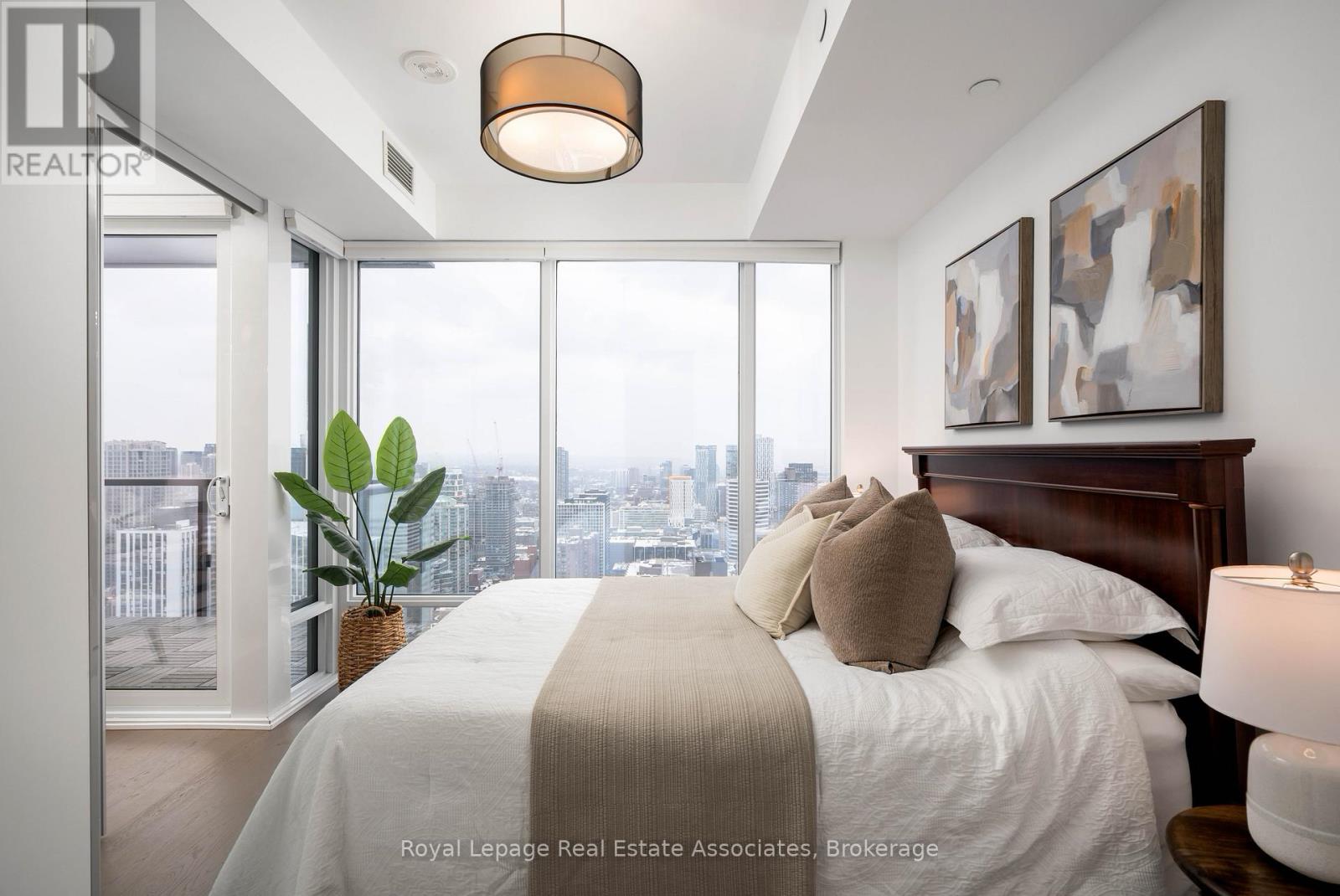 3706 - 488 University Avenue, Toronto, Ontario  L6H 3V8 - Photo 24 - C12762208