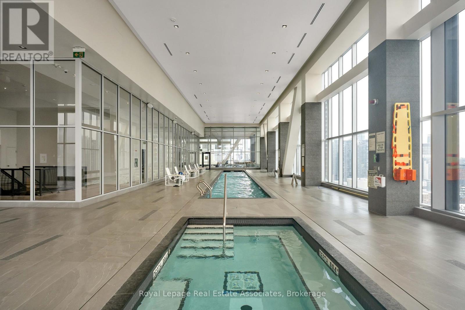 3706 - 488 University Avenue, Toronto, Ontario  L6H 3V8 - Photo 38 - C12762208