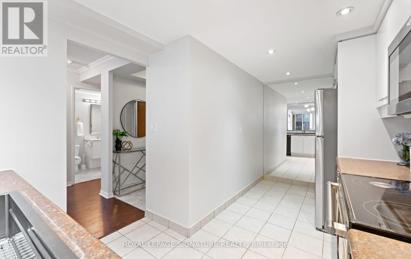 1102 - 18 Hollywood Avenue, Toronto, Ontario  M2M 6P5 - Photo 20 - C12762240