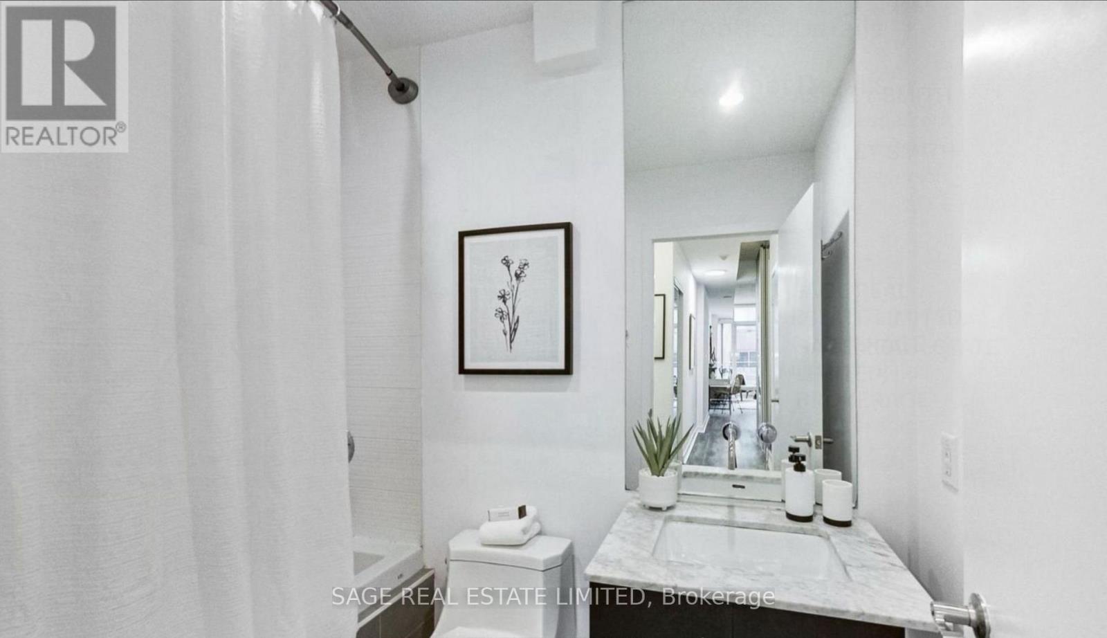 208 - 127 Queen Street E, Toronto, Ontario  M5C 1S3 - Photo 17 - C12762266