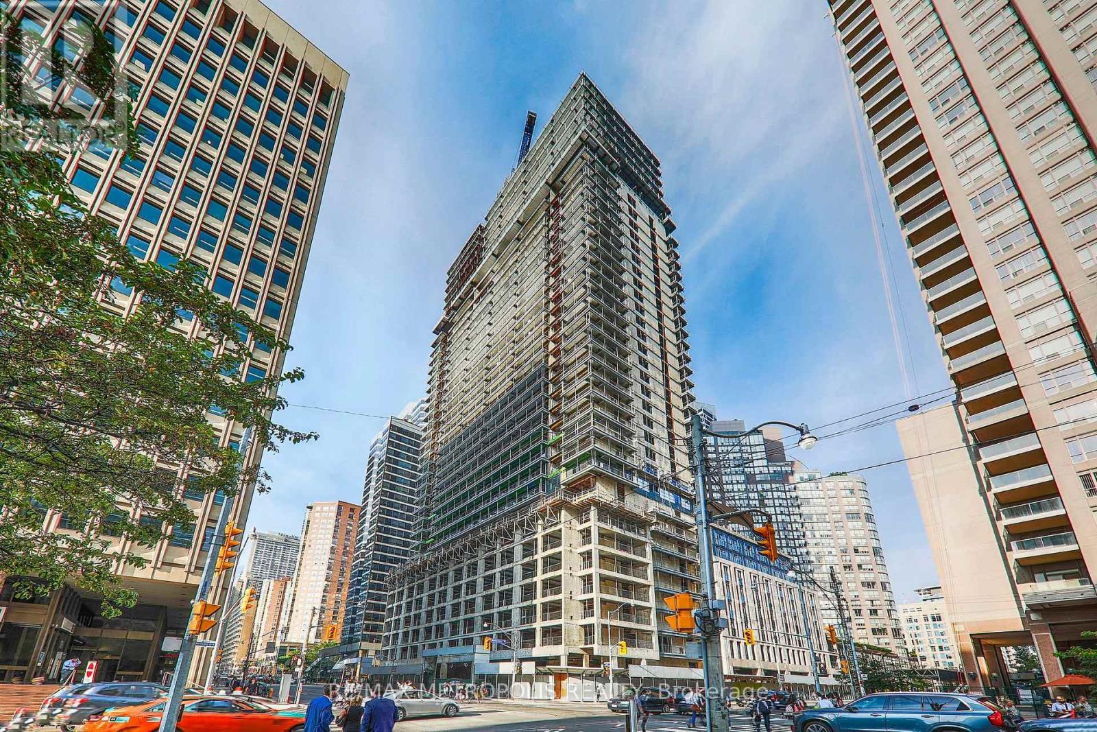1711 - 955 Bay Street, Toronto, Ontario  M5S 0C6 - Photo 2 - C12762272