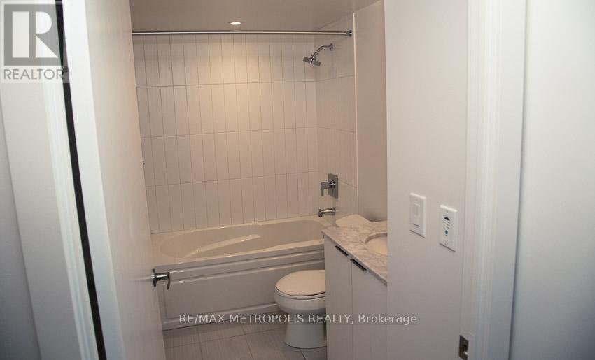1711 - 955 Bay Street, Toronto, Ontario  M5S 0C6 - Photo 6 - C12762272