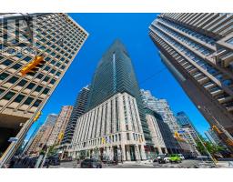 1711 - 955 BAY STREET, Toronto, Ontario